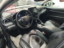 تۆیۆتا کامری